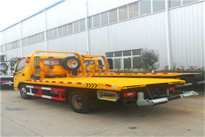 惠水附近拖车救援搭电